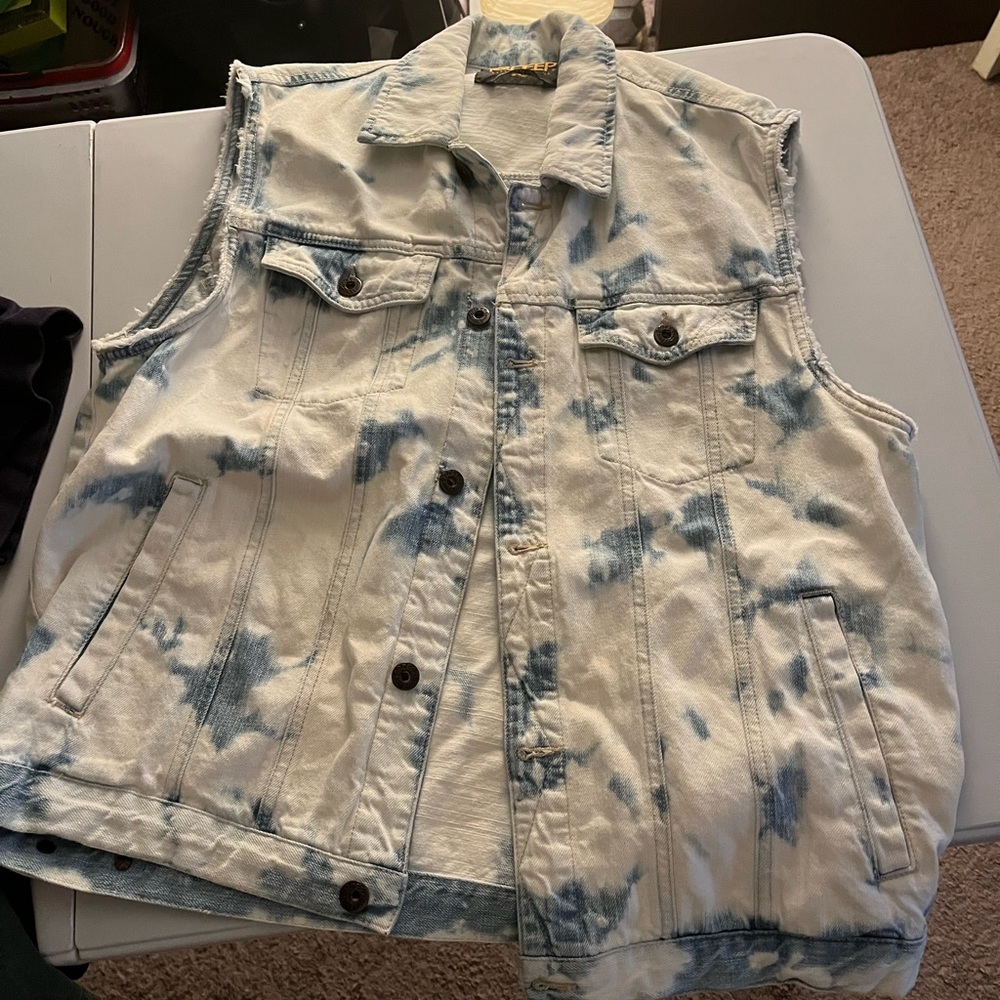 10 Deep Denim Vest (XL)